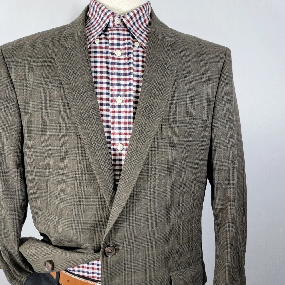 Haggar Mens Sport Coat Blazer Two Button Brown Plaid Cotton Poly Rayon Blend 44L